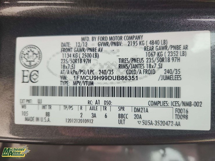 2013-ford-escape-sel-image-36