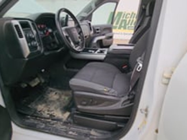 2017-chevrolet-silverado-1500-image-6