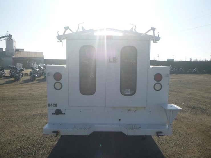 2011-chevrolet-2500-image-6