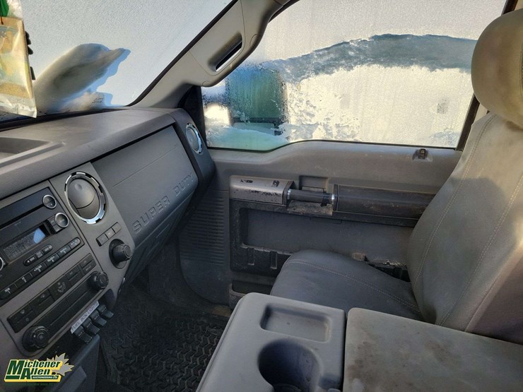 2015-ford-f350-image-17