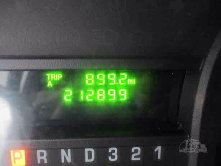 2013-ford-e450-image-21