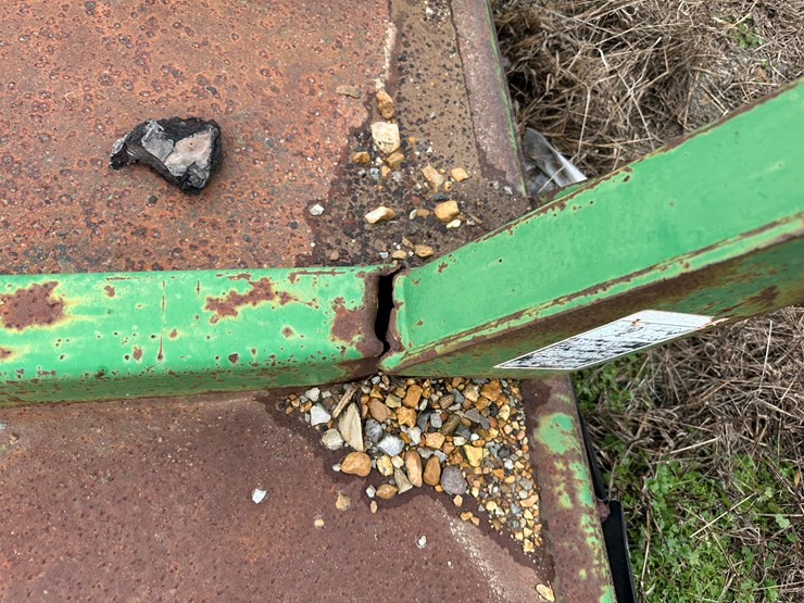 john-deere-7-image-15