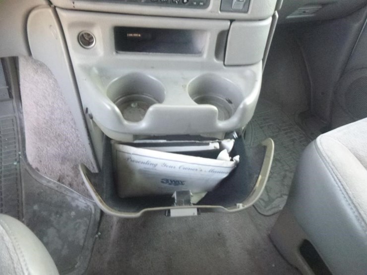 2000-chevrolet-astro-image-14