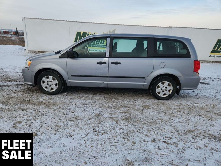 2013-dodge-grand-caravan-se-image-6