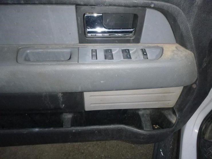 2013-ford-f150-image-12