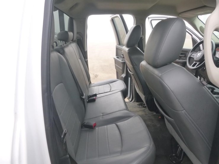 2014-dodge-1500-image-11