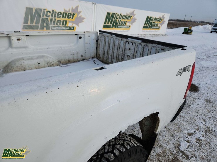 2011-gmc-sierra-3500hd-image-57