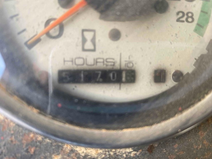 international-4568-project-tractor-image-18