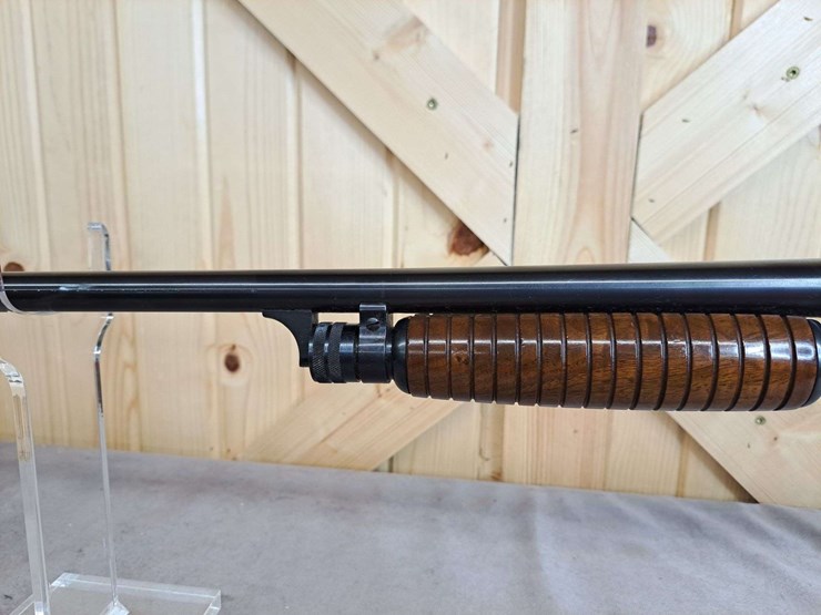 ithaca-model-37-20-gauge-pump-shotgun-image-19