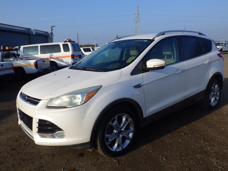 2014-ford-escape-image-1
