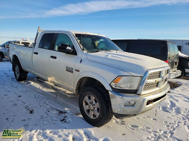 2014-dodge-2500-image-6