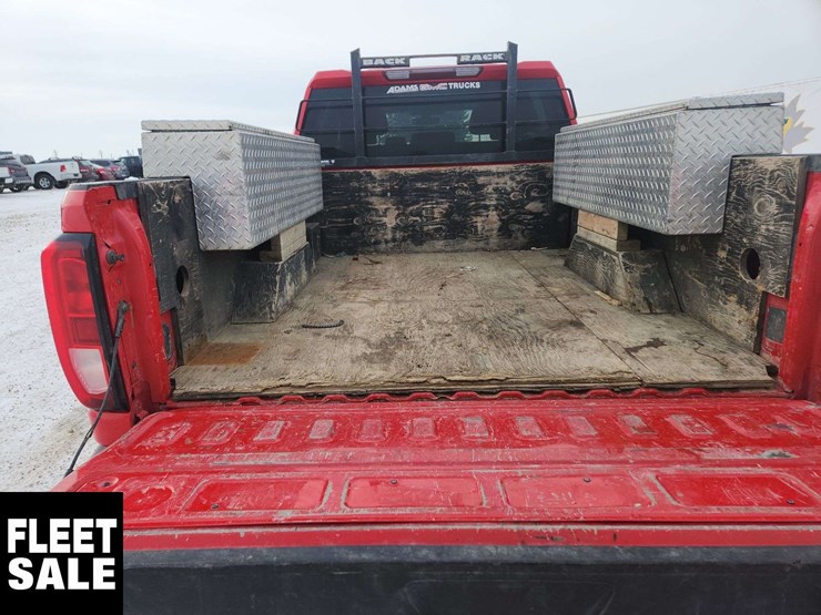 2020-gmc-sierra-2500hd-image-9
