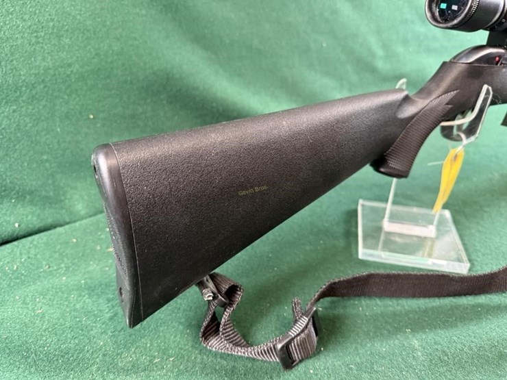 marlin-mdl-64-.22-lr-rifle-image-2