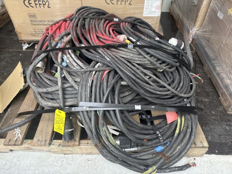 pallet-of-asst-heavy-duty-extension-cords-image-2