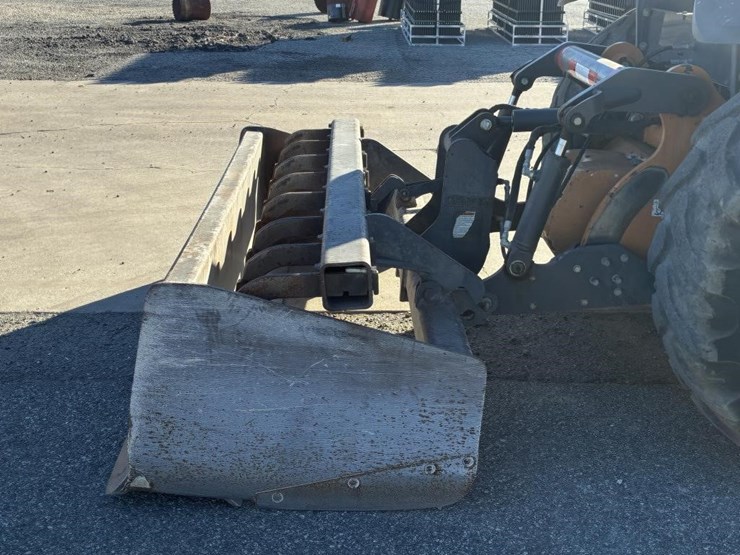 2016-case-570n-ep-image-3