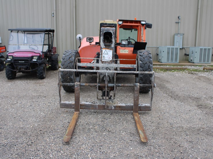 2015-jlg-g6-42a-image-5