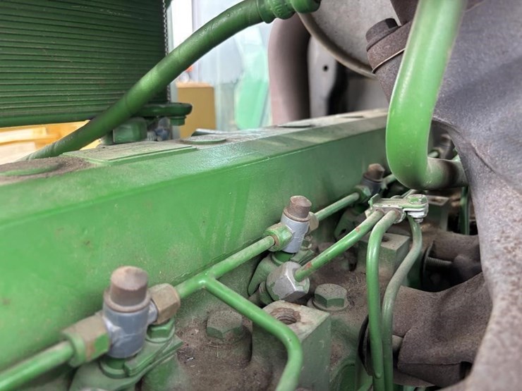 2003-john-deere-7220-image-45