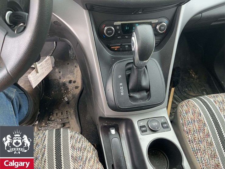 2016-ford-escape-se-image-22