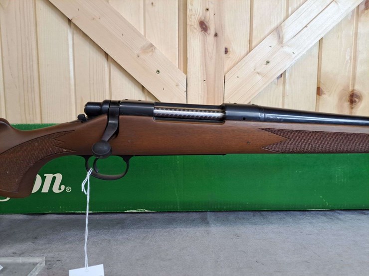 remington-model-700-.300-wby.-magnum-bolt-rifle-image-5