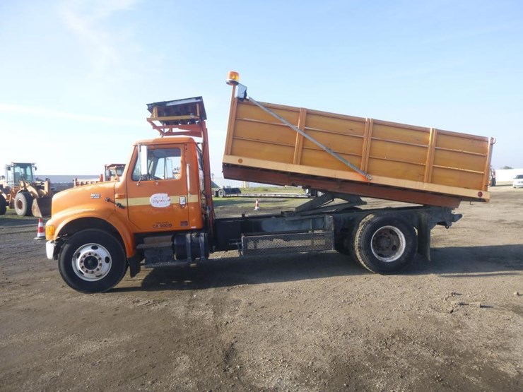 2001-international-4900-image-15
