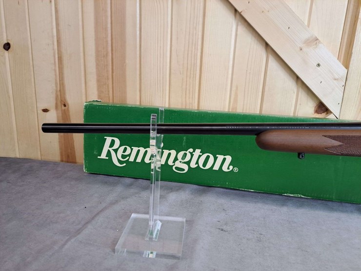 remington-model-700-.300-wby.-magnum-bolt-rifle-image-14