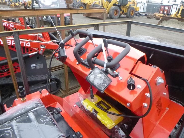 2025-agt-sda140w-skid-steer-loader-image-15