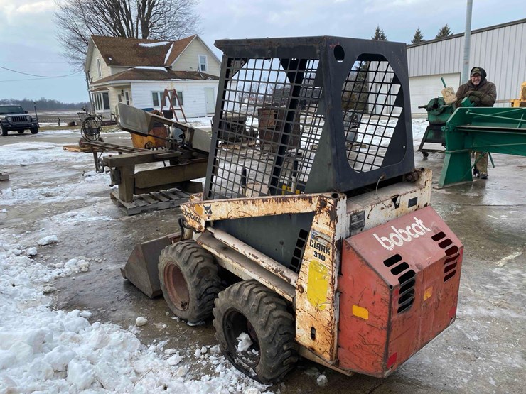 clark-bobcat-610-image-4