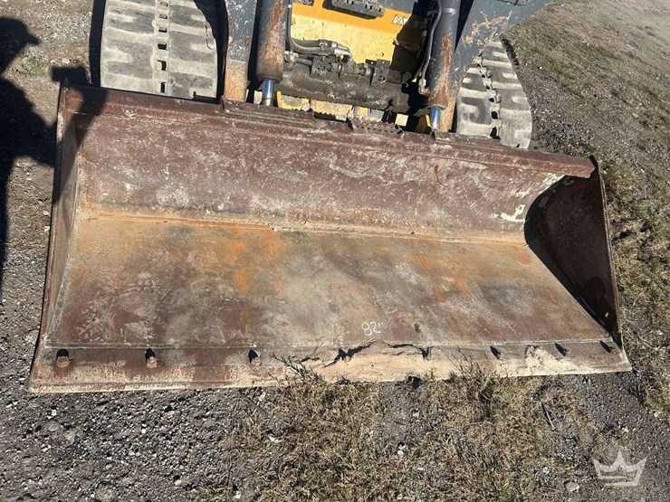 2018-deere-331g-image-9