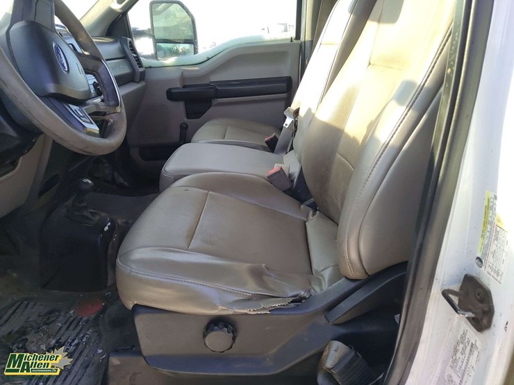 2019-ford-f350-image-10