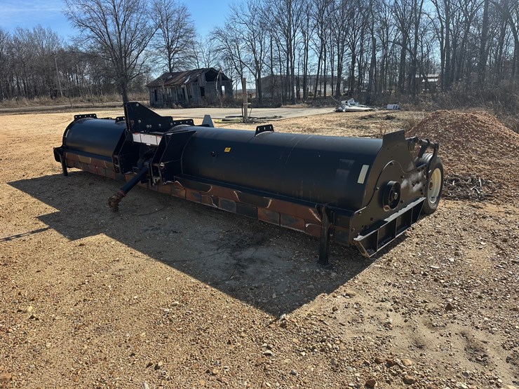 #4303-•-**-balzer-20’dd-fmc-shredder-10277-0218-image-1