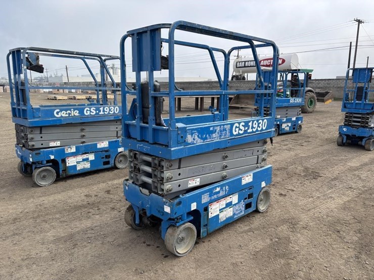 genie-gs1930-image-1