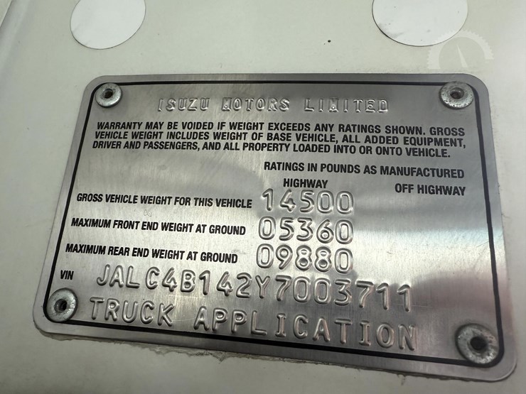 2000-isuzu-npr-image-15