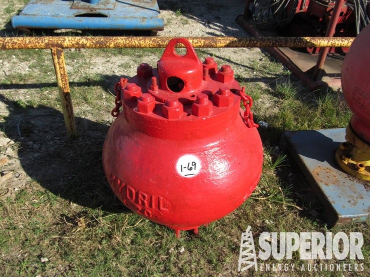 (1-69)-hydril-k-20-3000-pulsation-dampener-image-1