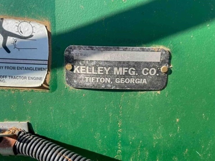 kmc-3360-peanut-harvester-image-22