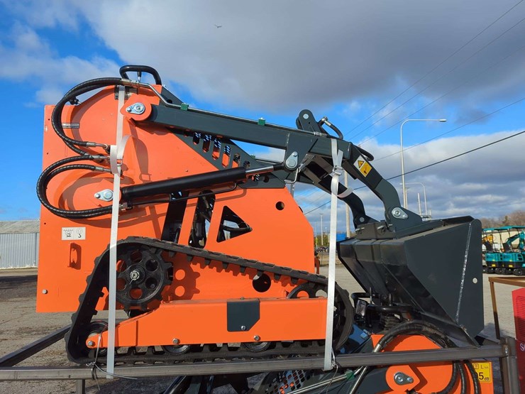 (1)-ats-mini-crawler-23hp-ats-t460-(orange)-image-1