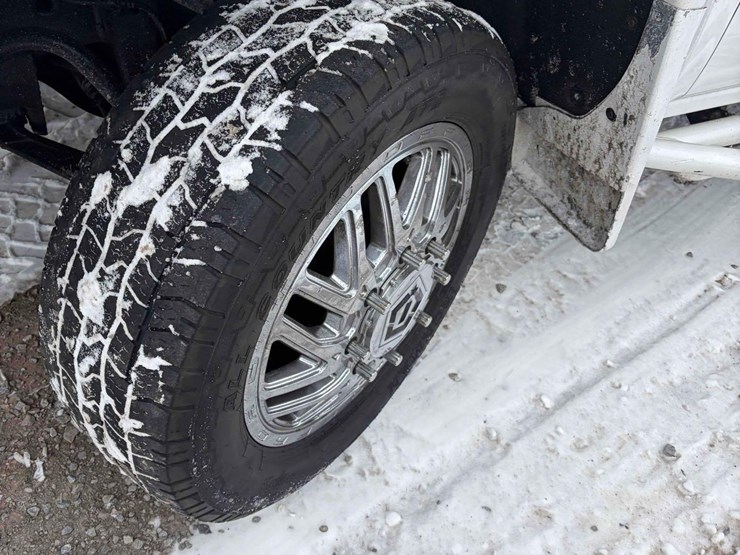 2018-gmc-sierra-denali-image-8