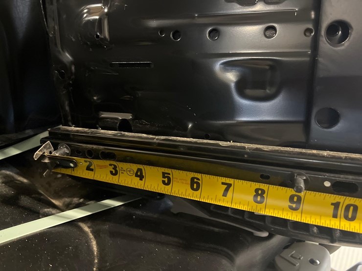 skid-steer-seat-image-15