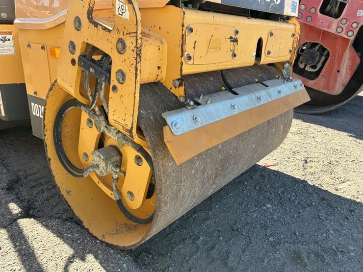 2018-volvo-dd25b-image-7