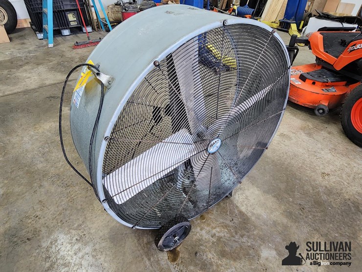 maxx-air-shop-fan-image-1