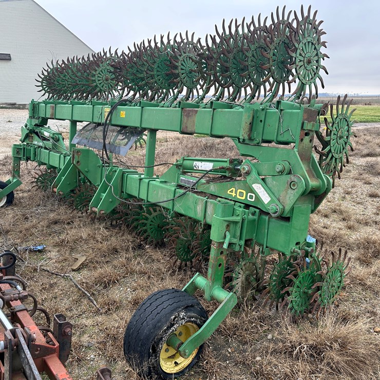 JOHN DEERE 400