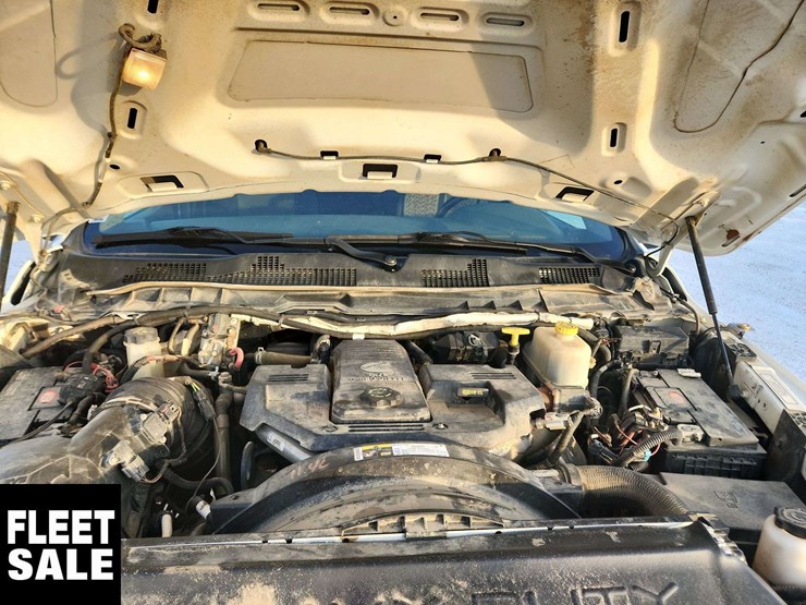 2014-ram-5500-4x4-s/a-service-truck-image-31