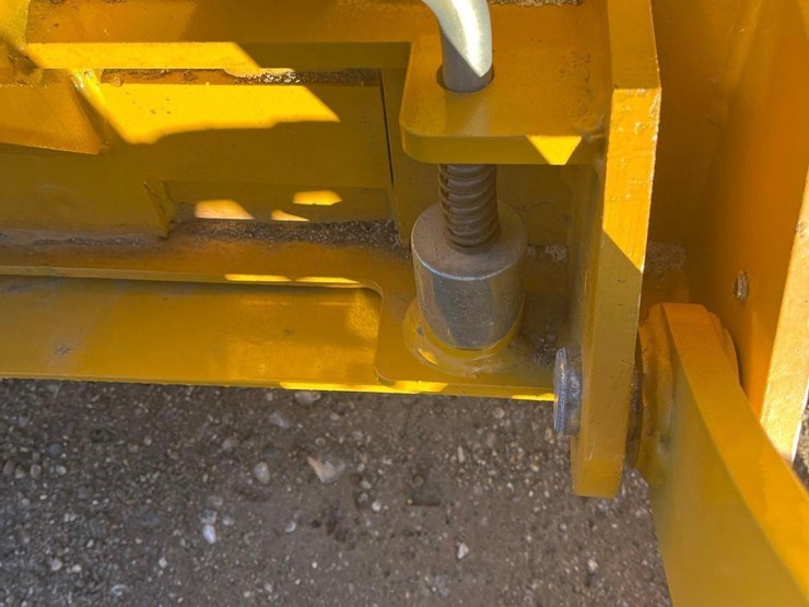 stand-on-skid-steer-image-6