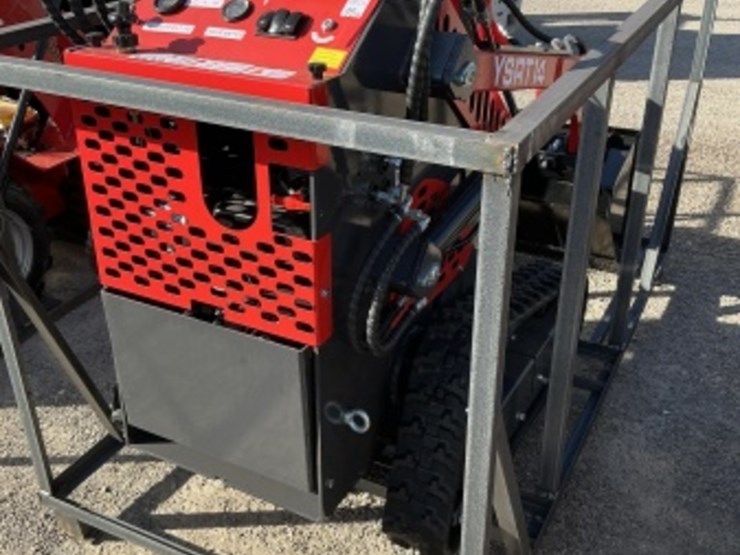 2025-agt-ysrt14-skid-steer-image-4