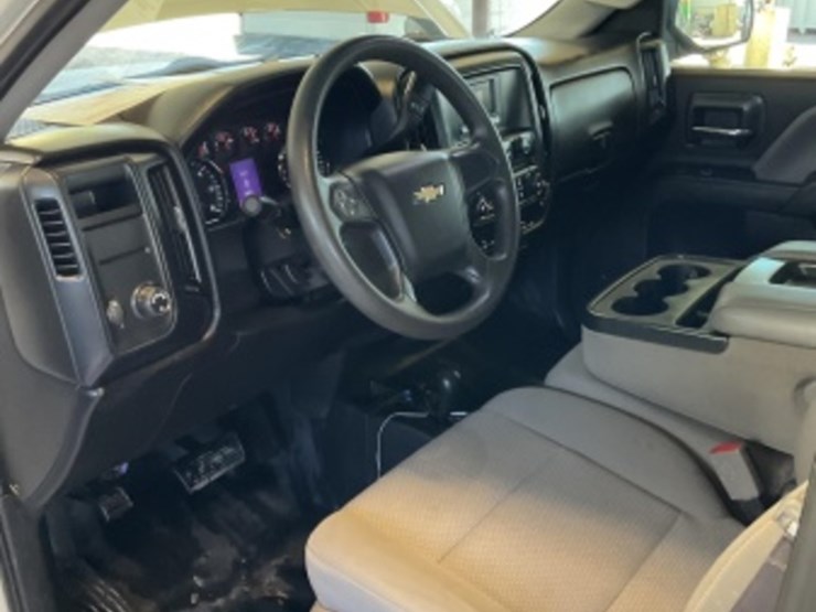 2017-chevrolet-silverado-1500-image-21