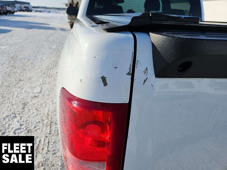 2013-chevrolet-silverado-1500-lt-image-40