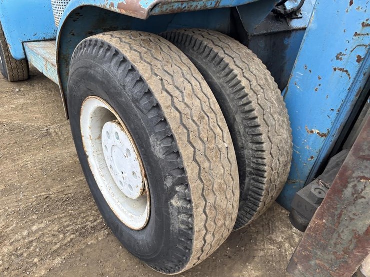 hyster-h300a-forklift-image-21