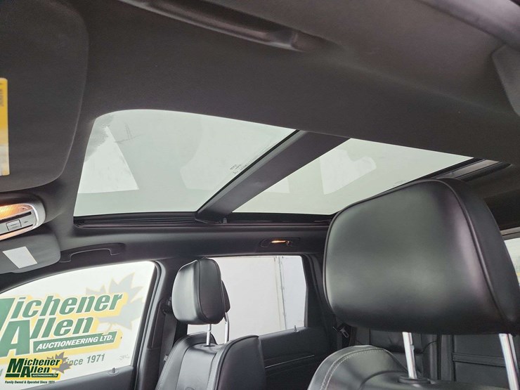 2014-jeep-grand-cherokee-image-22