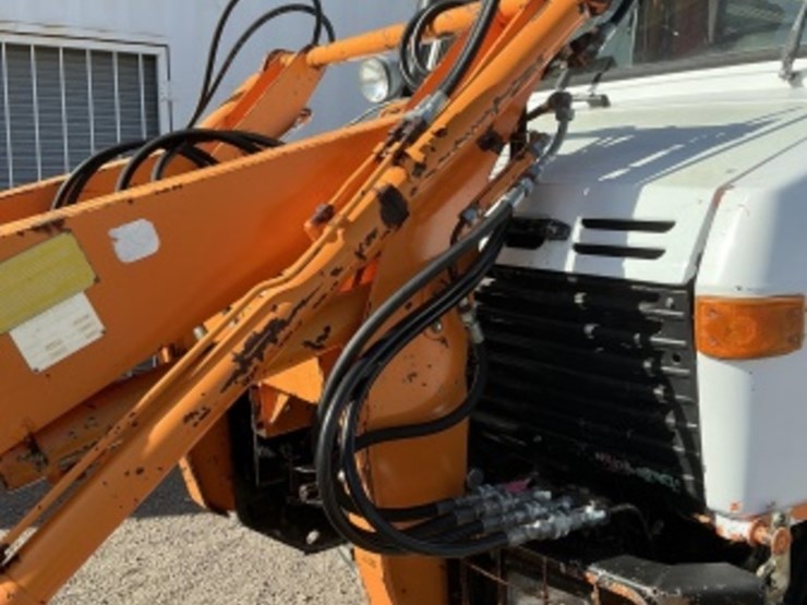 daimler-benz-ag-unimog-424-loader-truck-image-23