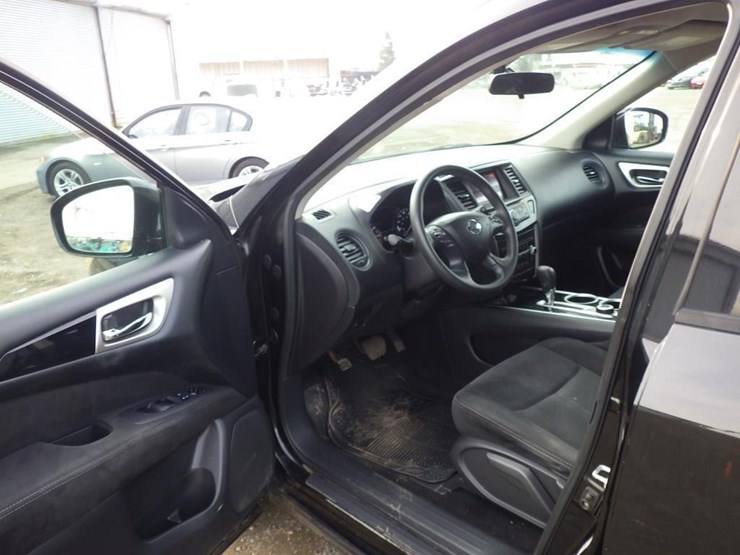 2014-nissan-pathfinder-image-5