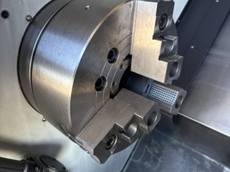 2012-doosan-puma-400m-cnc-lathe-image-16